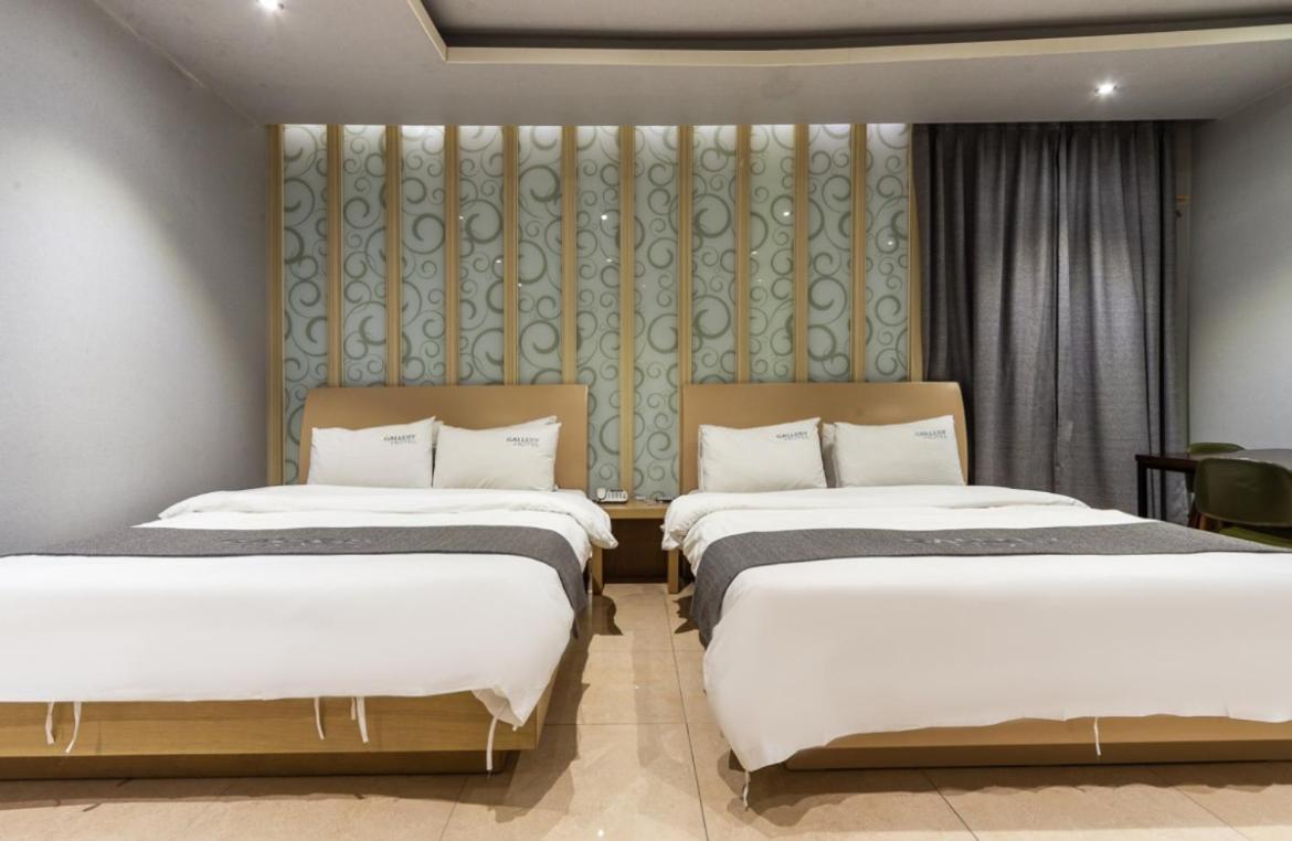 Gallery Hotel Gwangju Metropolitan City Екстер'єр фото
