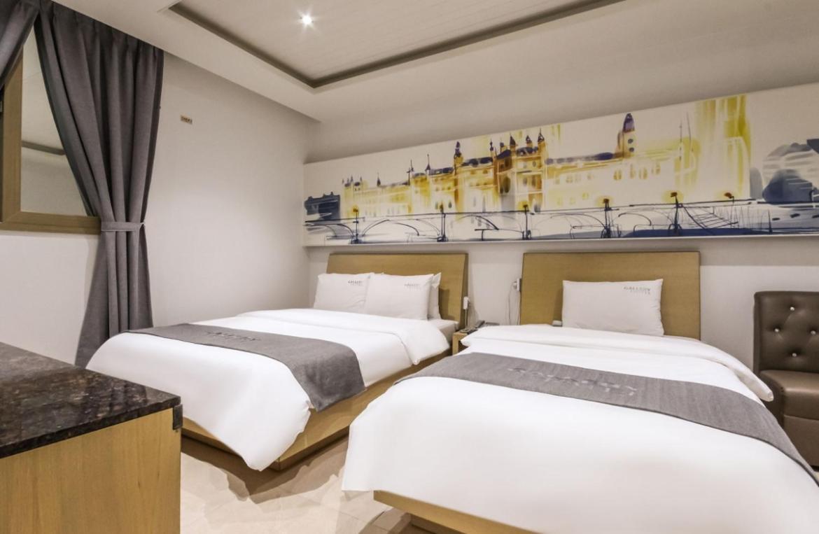 Gallery Hotel Gwangju Metropolitan City Екстер'єр фото