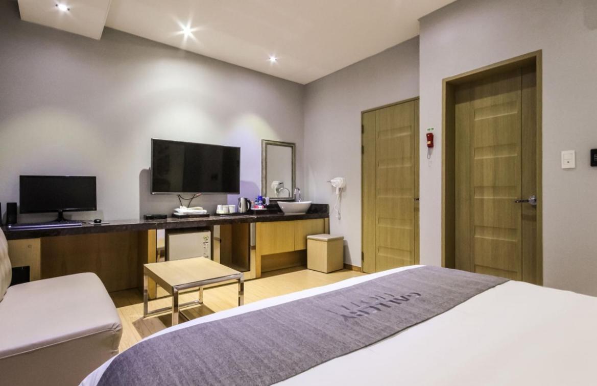 Gallery Hotel Gwangju Metropolitan City Екстер'єр фото